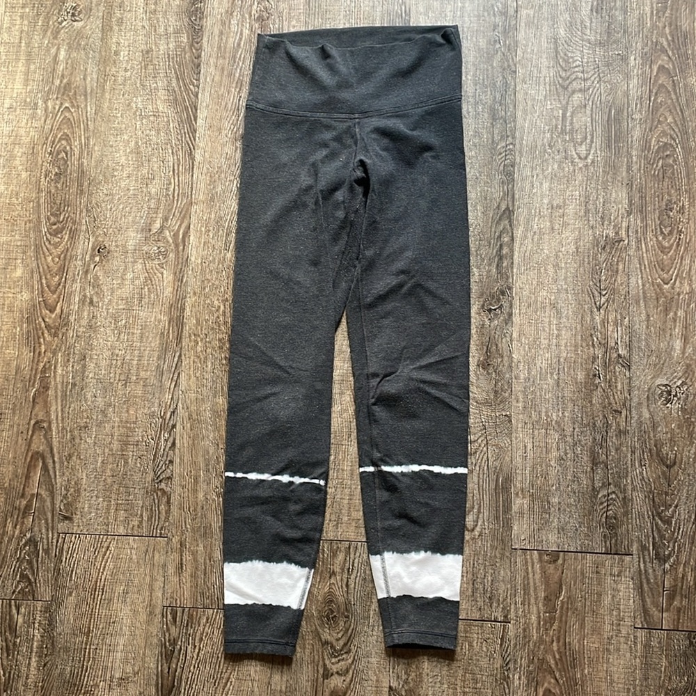 Stylish Black and Gray Leggings